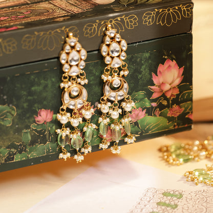 White Green Pearl Kundan Necklace Set by Dhanshree – Designer Indian Wedding Jewelry