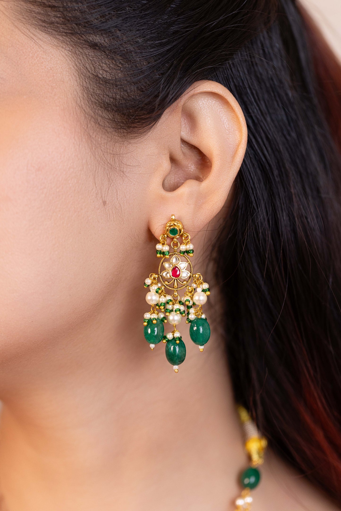 Pearl Green Stone Pendant Necklace & Earrings Set – Bridal Jewelry