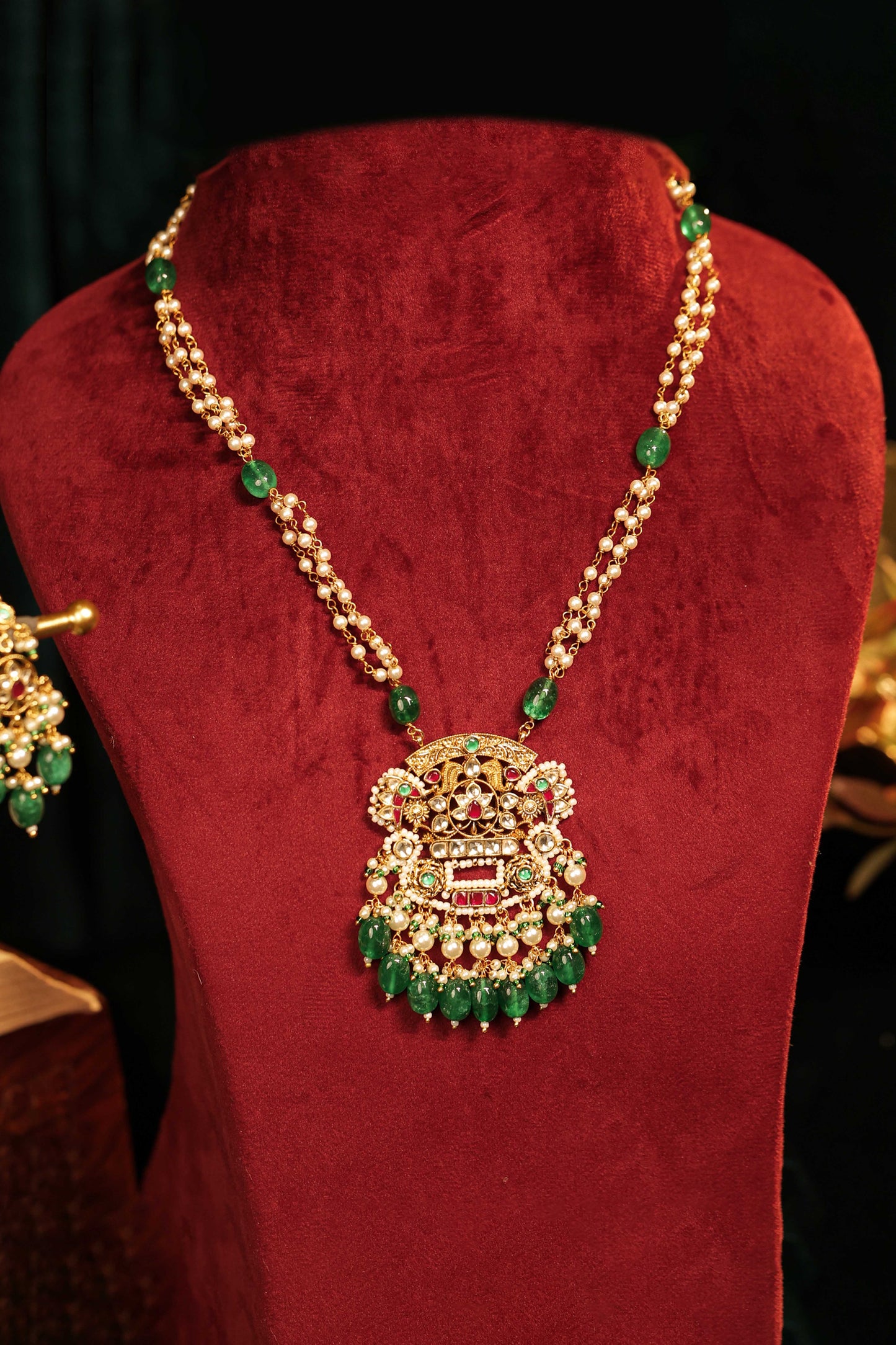 Pearl Green Stone Pendant Necklace & Earrings Set – Bridal Jewelry