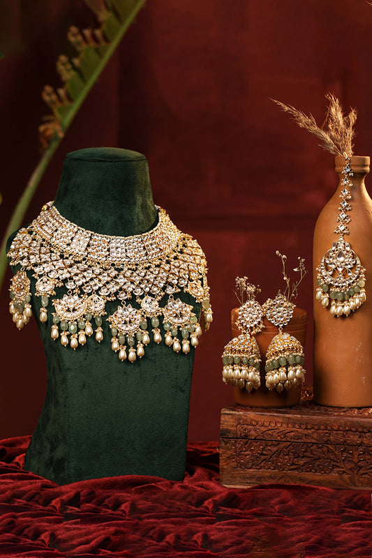 Kundan Stone Bridal Choker Set Jewelry, Pearl Drop Earrings & Maang Tikka
