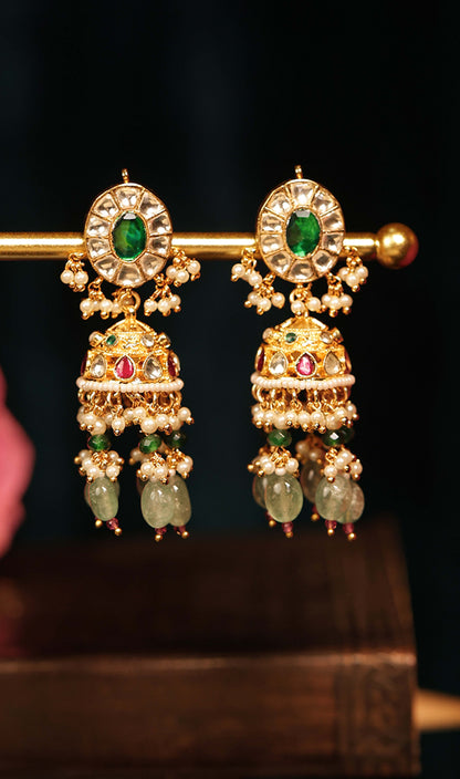 Royal White Kundan Bridal Necklace Set with Matching Earrings